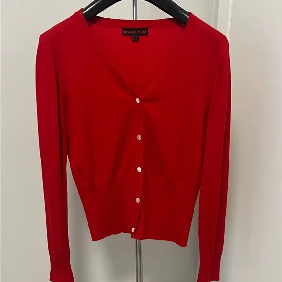 Women's Vibrant Red Cardigan - Picture 3 of 9